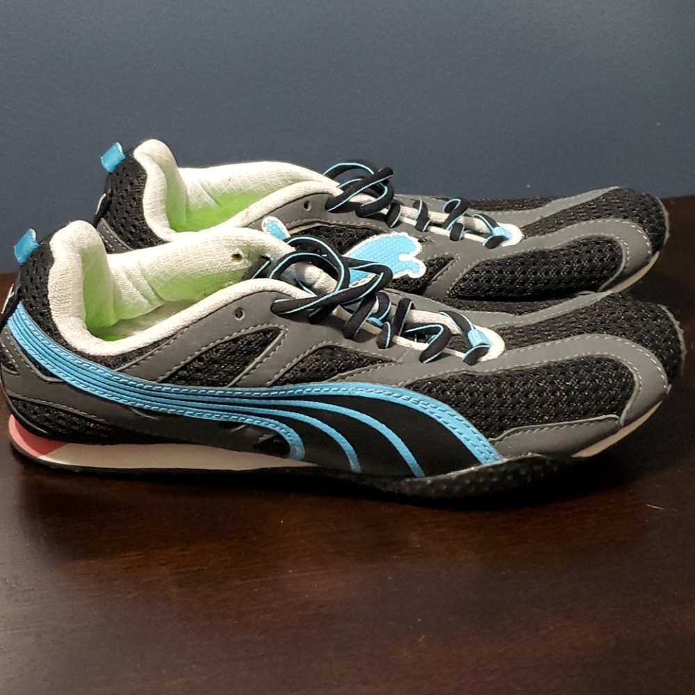 Puma sneakers